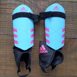 Adidas kids shin guards size Small